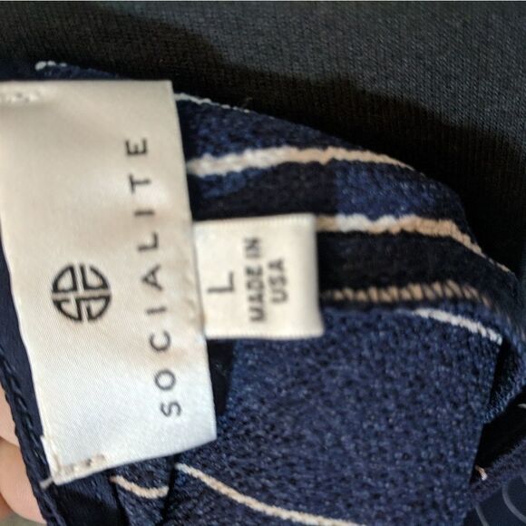 Socialite Navy Blue White striped T Strap Tank top large casual - Picture 2 of 6